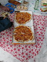 Фрагмет праздничного стола (итальянская пицца)